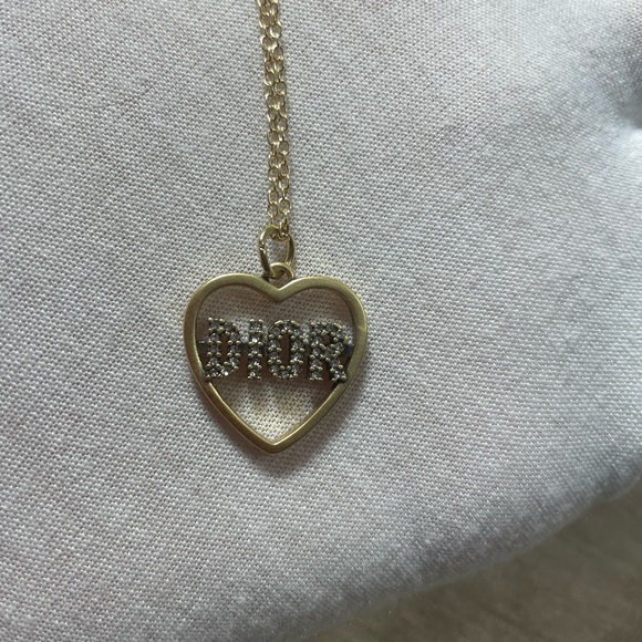 Elegant Gold Heart Pendant Necklace